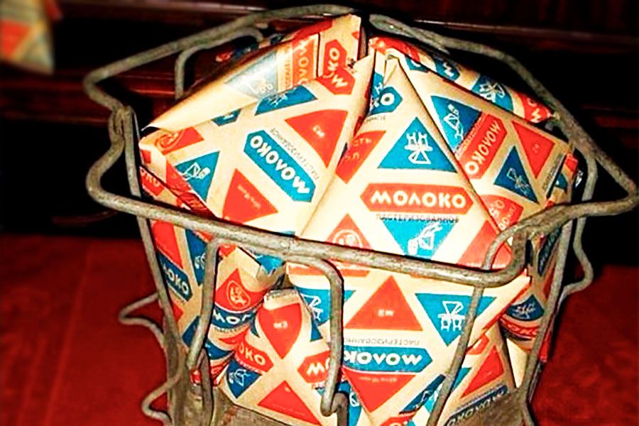 soviet_triangle_milk_pack